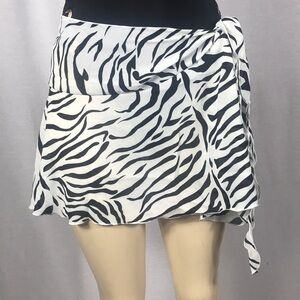 Zuliana Size Small Zebra Print Tie Sarong Skirt. Made in USA. New With Tags.